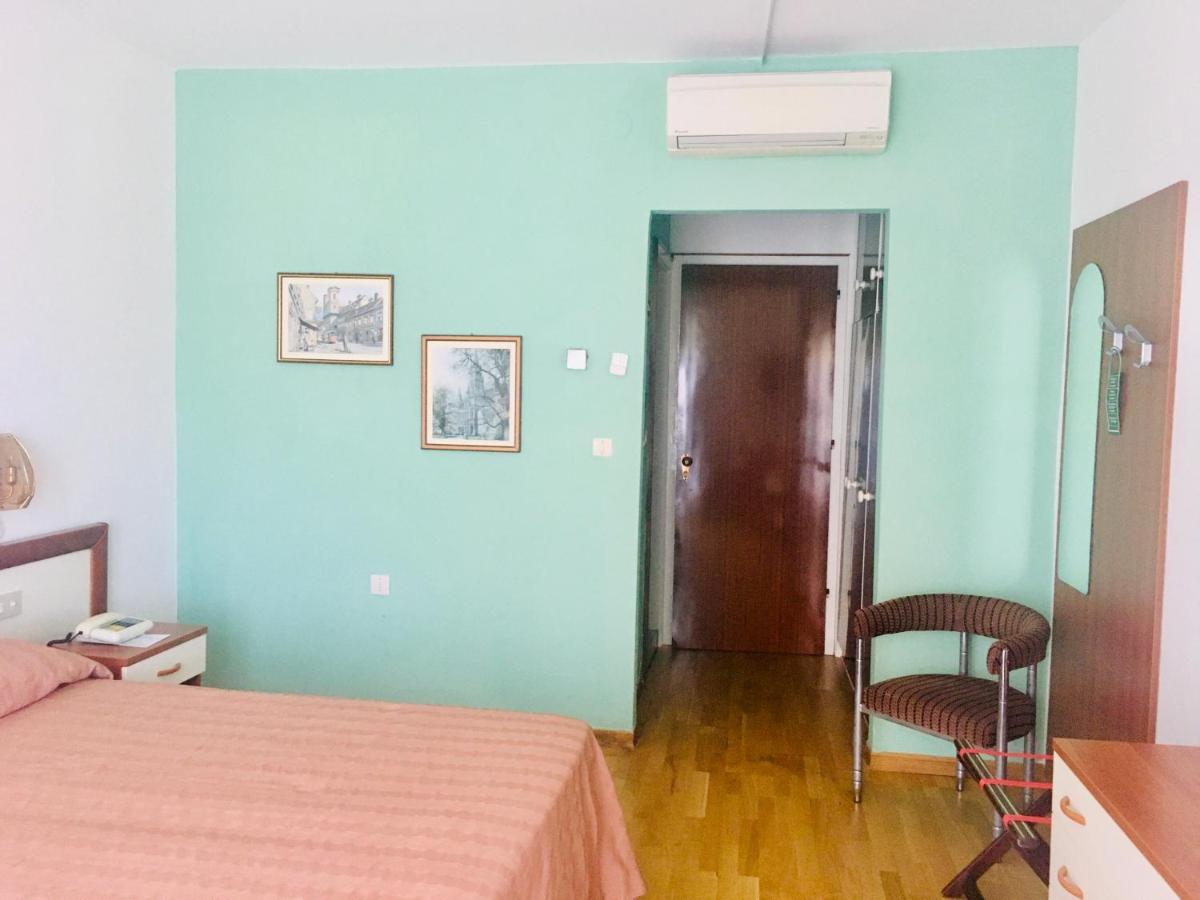 Hotel Milano Grado Exterior foto