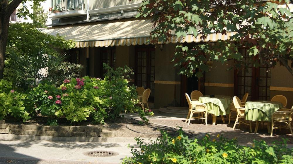 Hotel Milano Grado Exterior foto