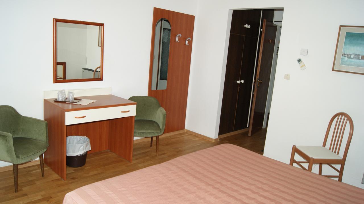 Hotel Milano Grado Exterior foto