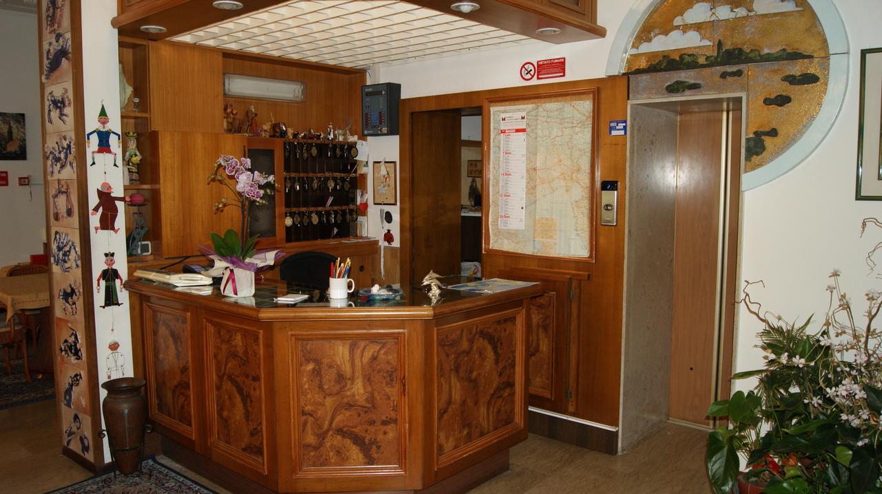 Hotel Milano Grado Exterior foto