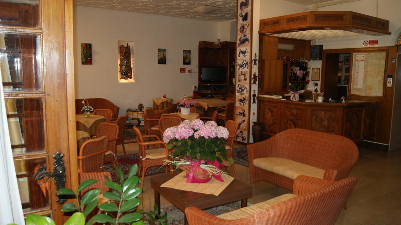 Hotel Milano Grado Exterior foto
